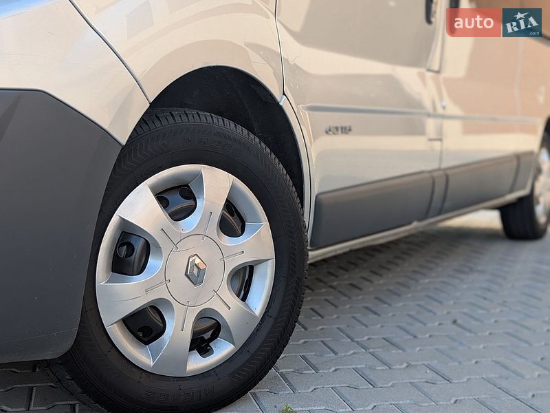 Минивэн Renault Trafic 2008 в Ивано-Франковске фото 10 Минивэн Renault Trafic 2008 в Ивано-Франковске