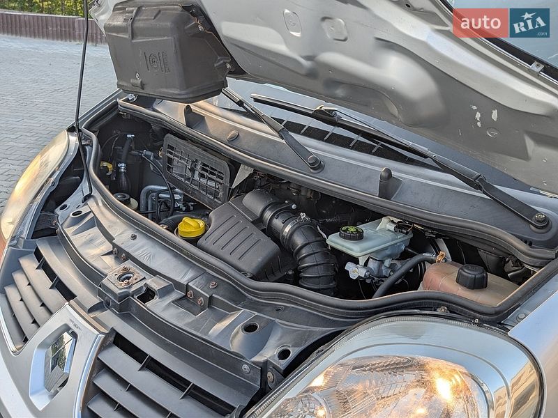 Минивэн Renault Trafic 2008 в Ивано-Франковске фото 22 Минивэн Renault Trafic 2008 в Ивано-Франковске