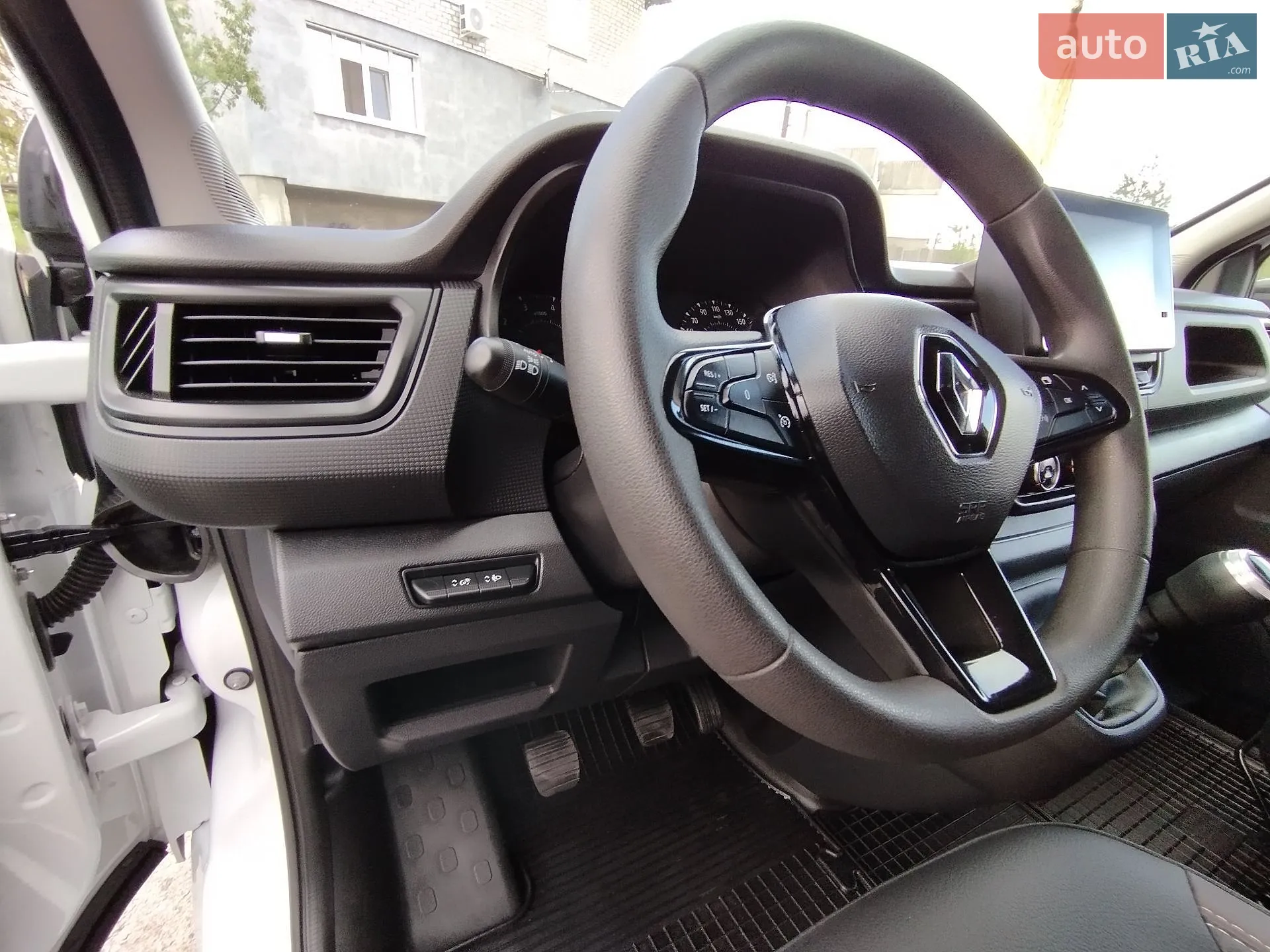 2021 Renault Trafic - мініатюра 18