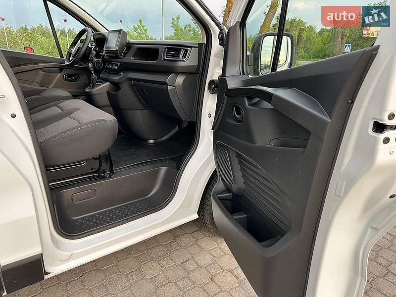 Грузовой фургон Renault Trafic 2022 в Киеве