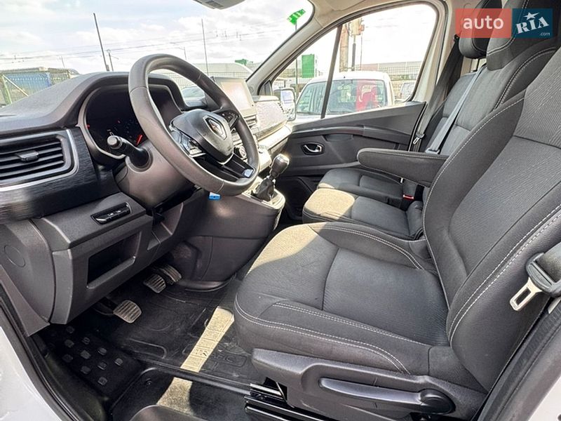 Грузовой фургон Renault Trafic 2022 в Киеве