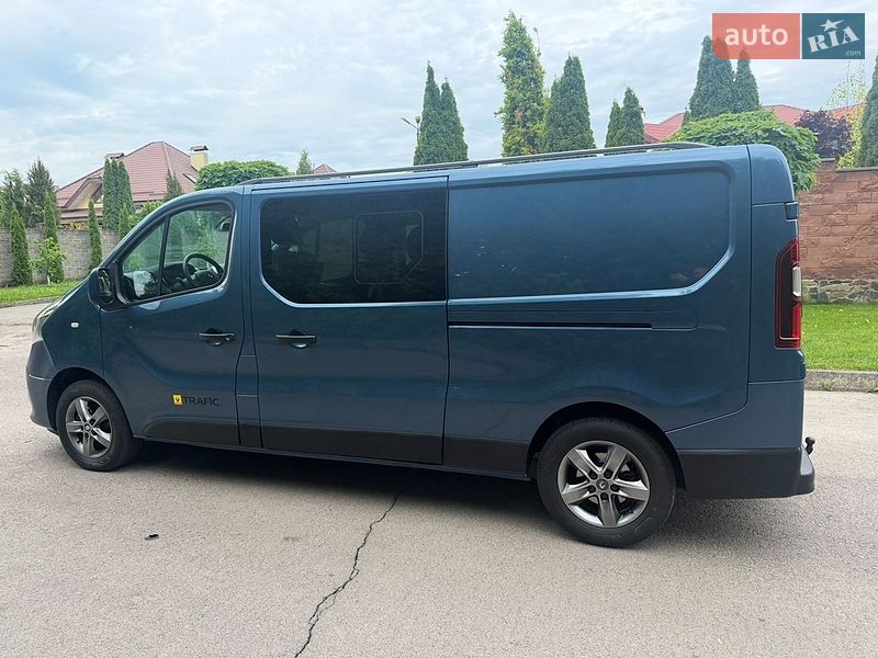 Вантажопасажирський фургон Renault Trafic 2020 в Рівному