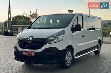 Грузопассажирский фургон Renault Trafic 2017 в Буче