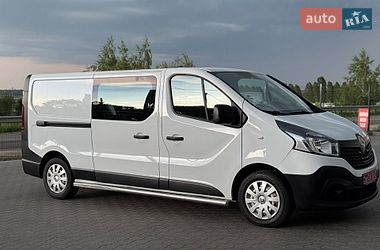 Грузопассажирский фургон Renault Trafic 2017 в Буче
