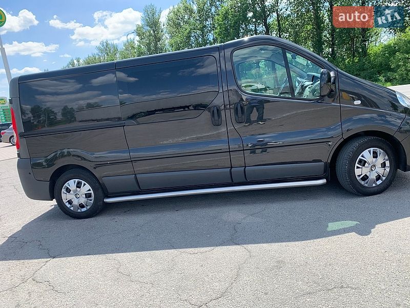 Грузовой фургон Renault Trafic 2013 в Бродах