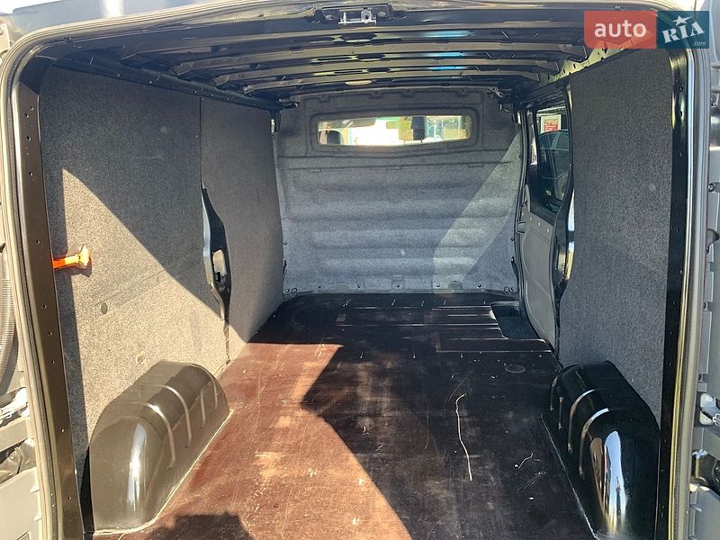 Грузовой фургон Renault Trafic 2013 в Бродах
