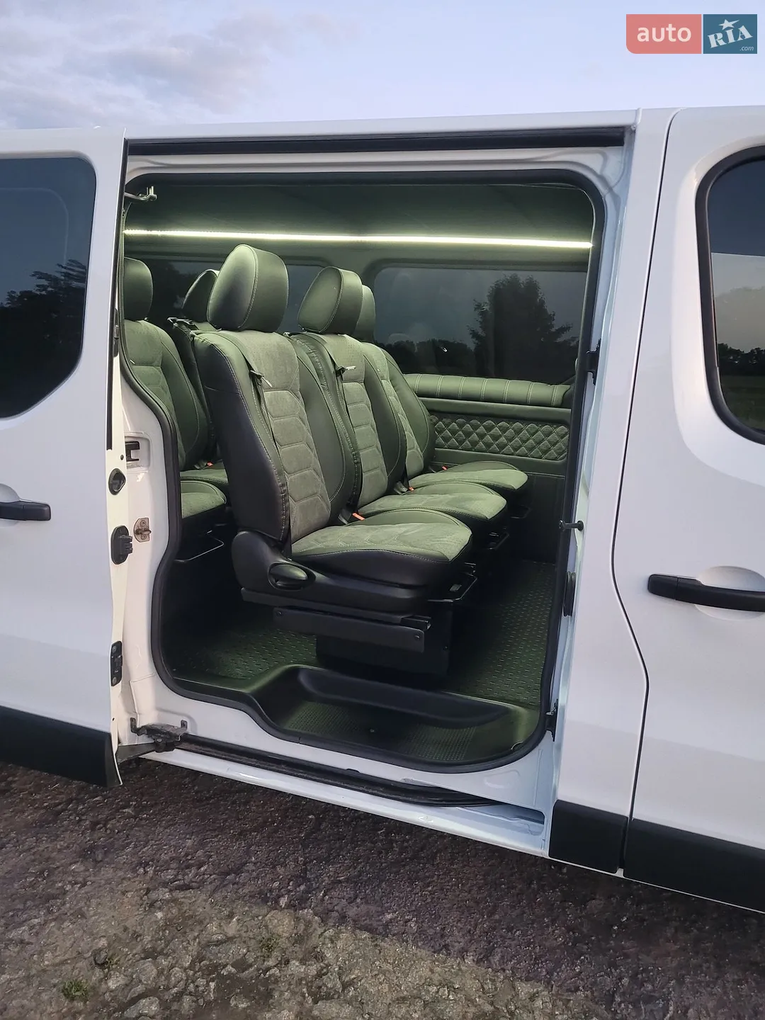 2021 Renault Trafic - мініатюра 53
