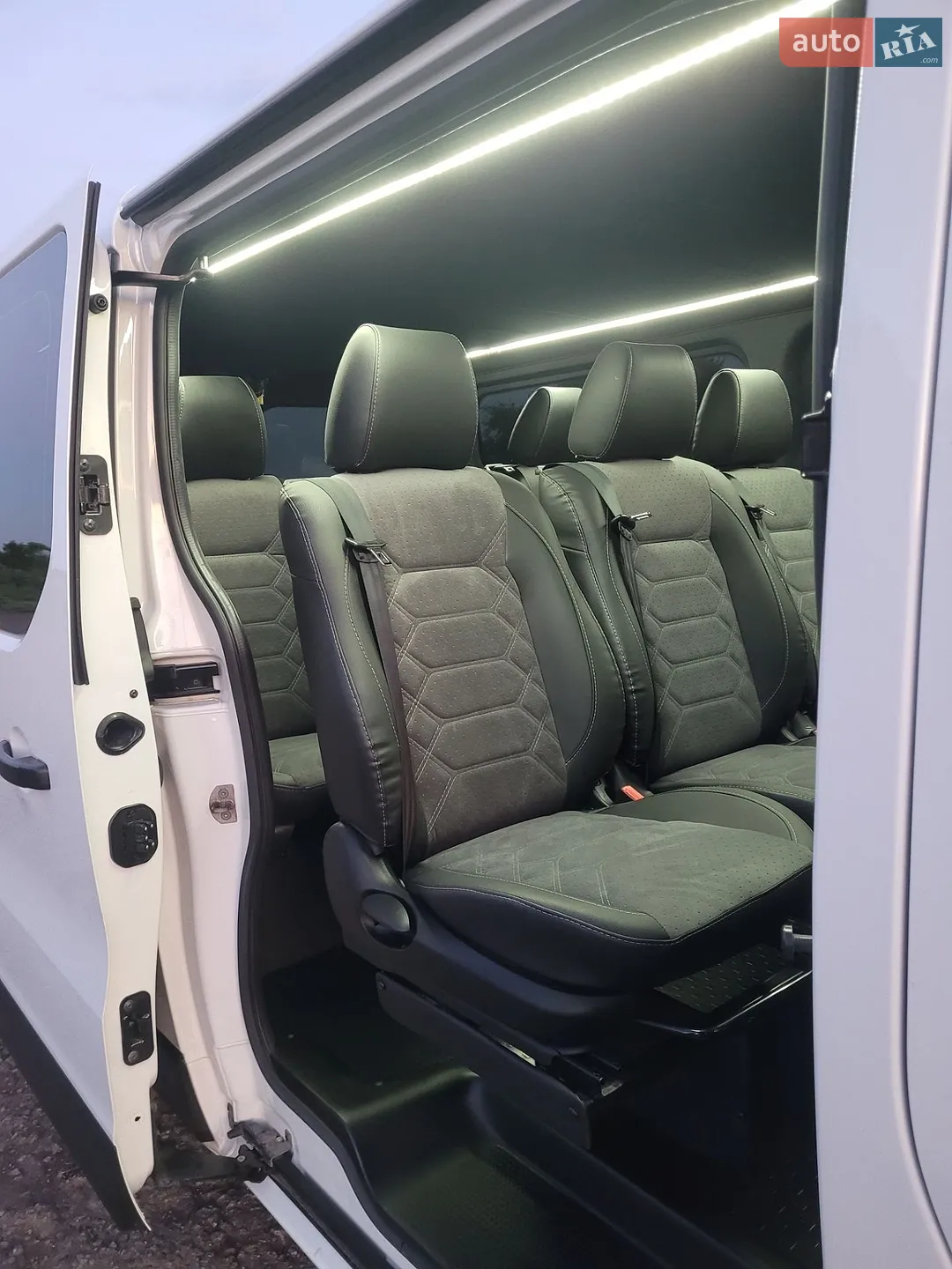 2021 Renault Trafic - мініатюра 50