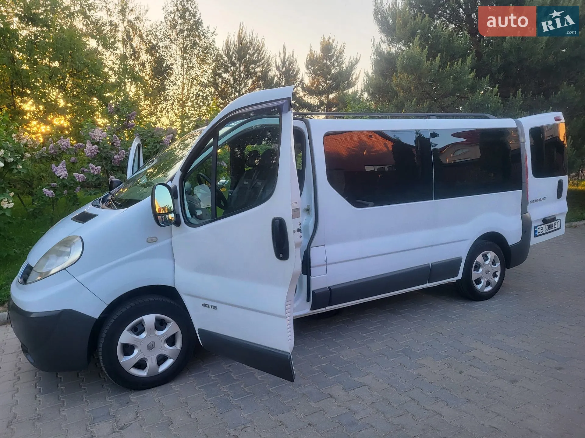 2011 Renault Trafic - мініатюра 63
