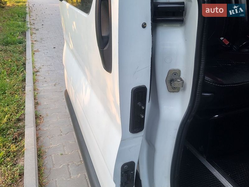 Минивэн Renault Trafic 2011 в Хмельницком