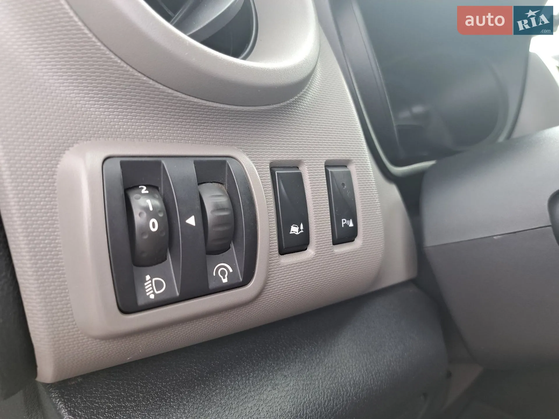 2016 Renault Trafic - мініатюра 14