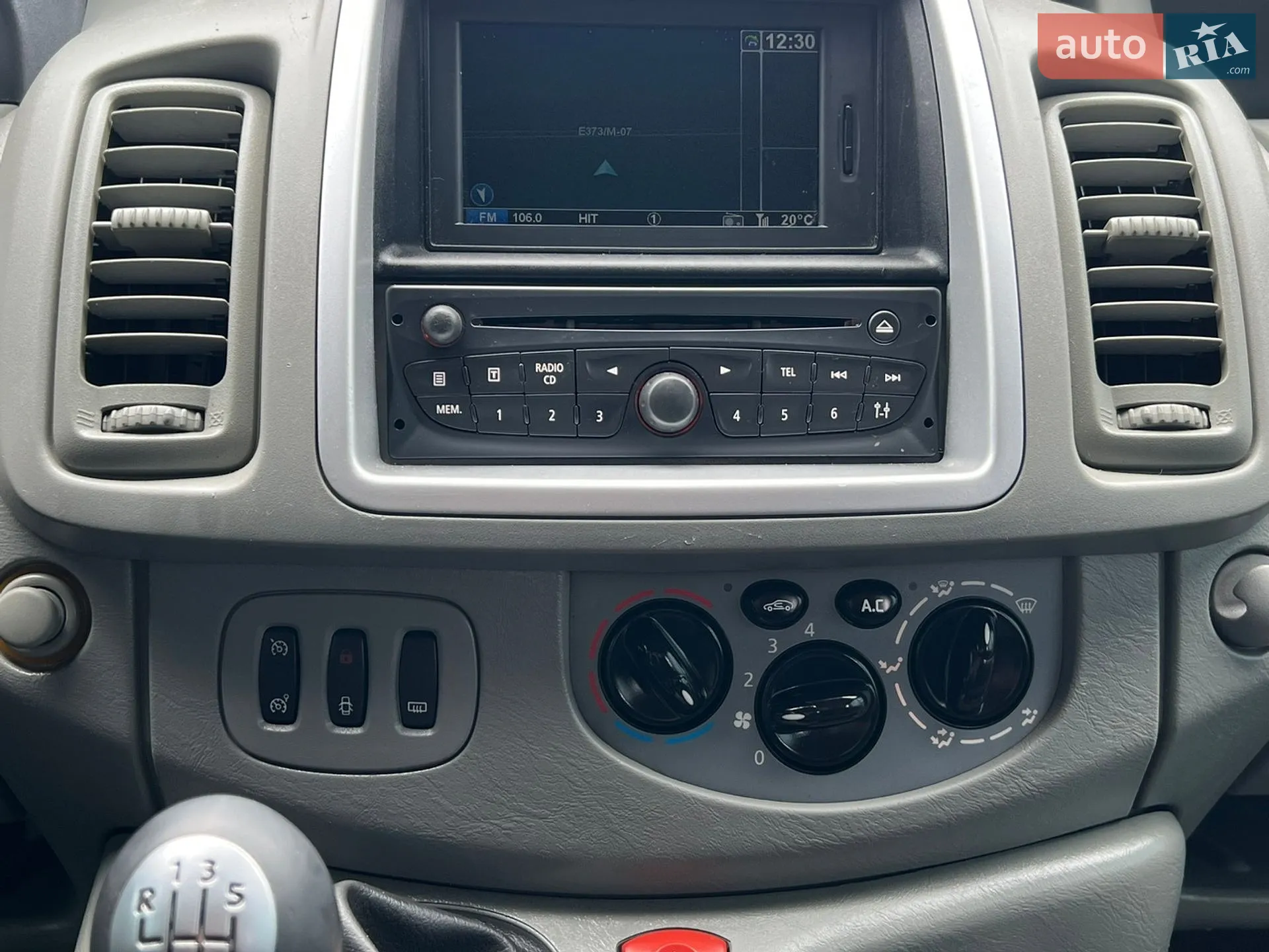 2013 Renault Trafic - мініатюра 61