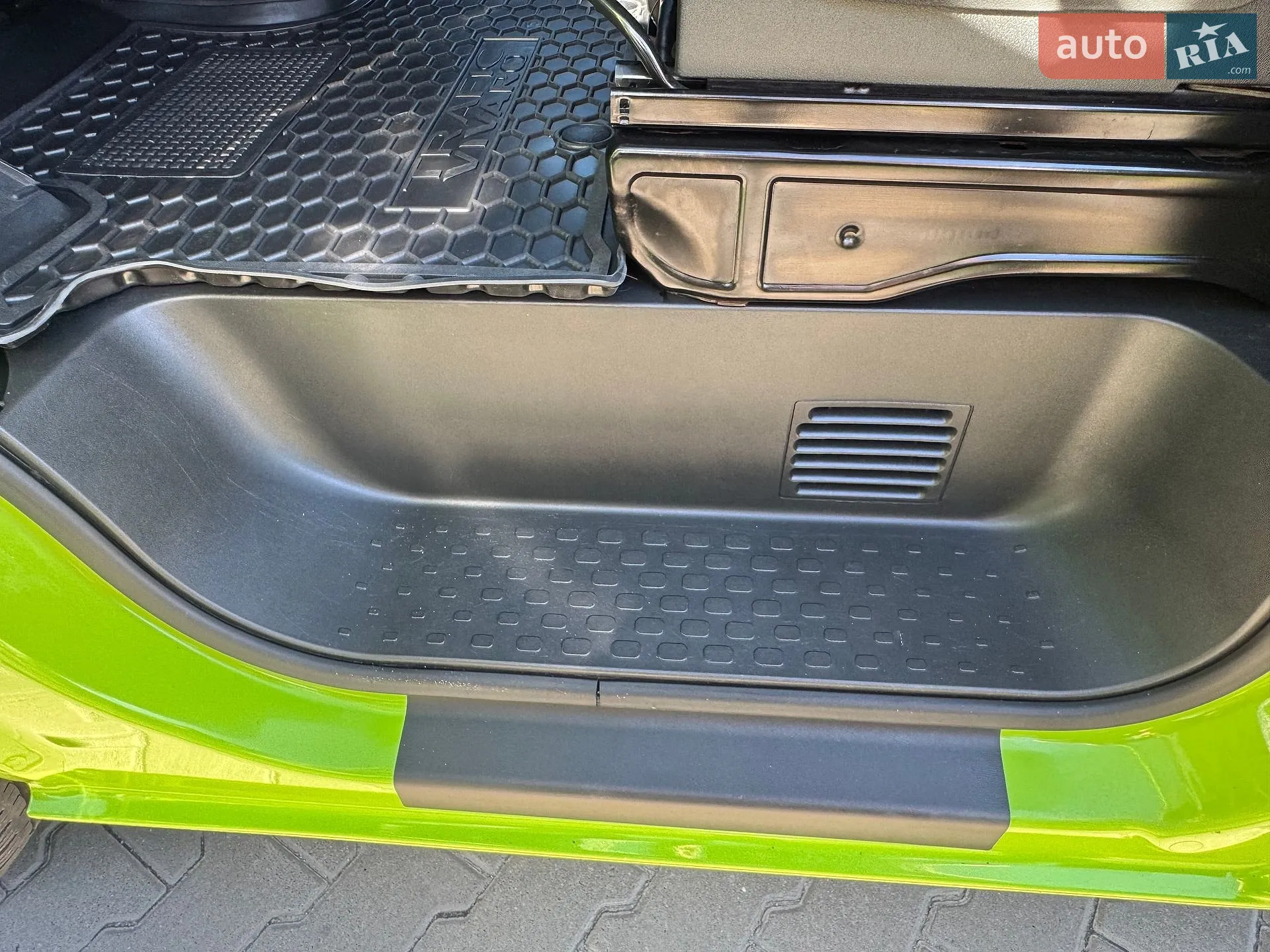 2015 Renault Trafic - мініатюра 47