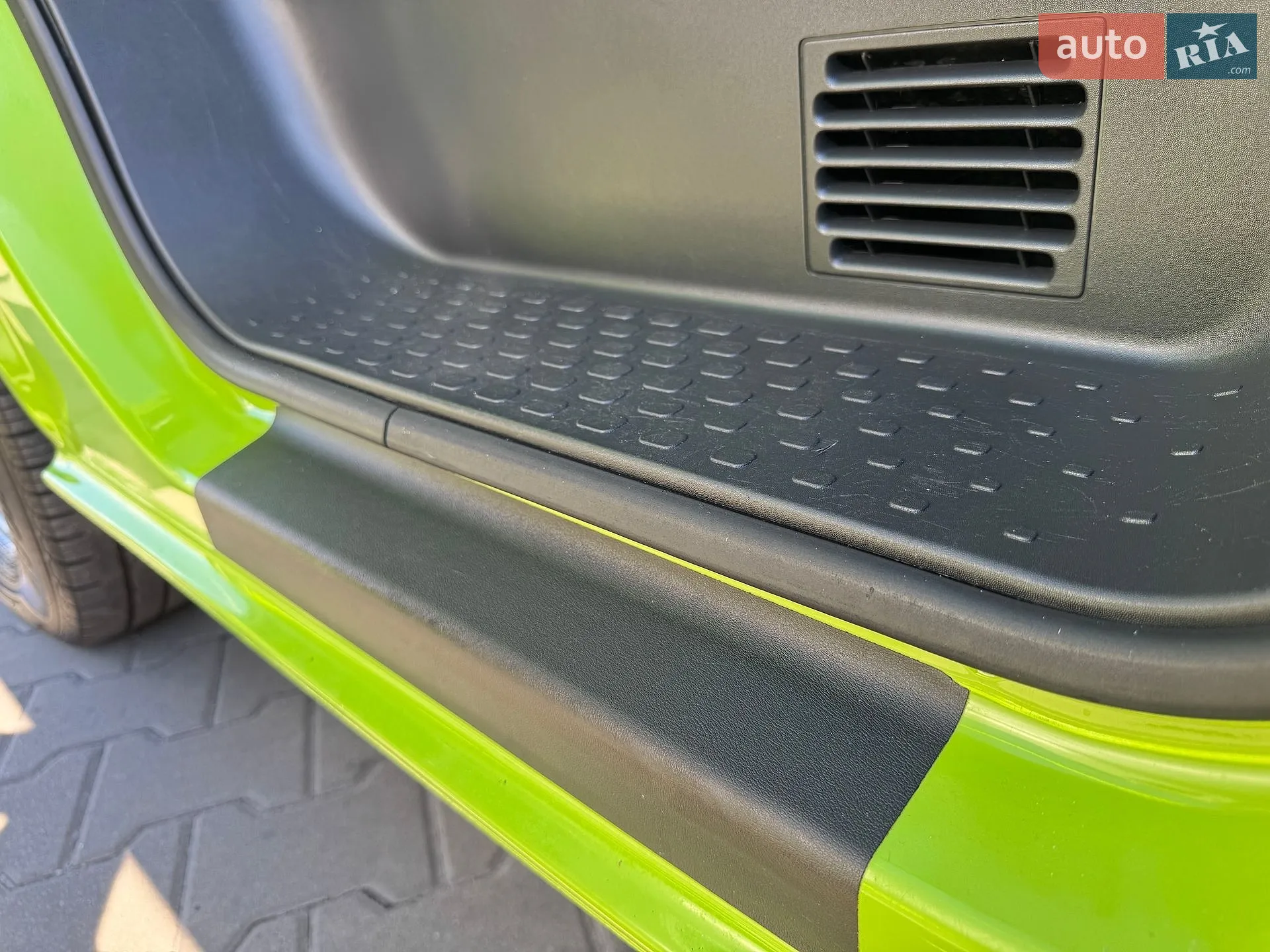 2015 Renault Trafic - мініатюра 50