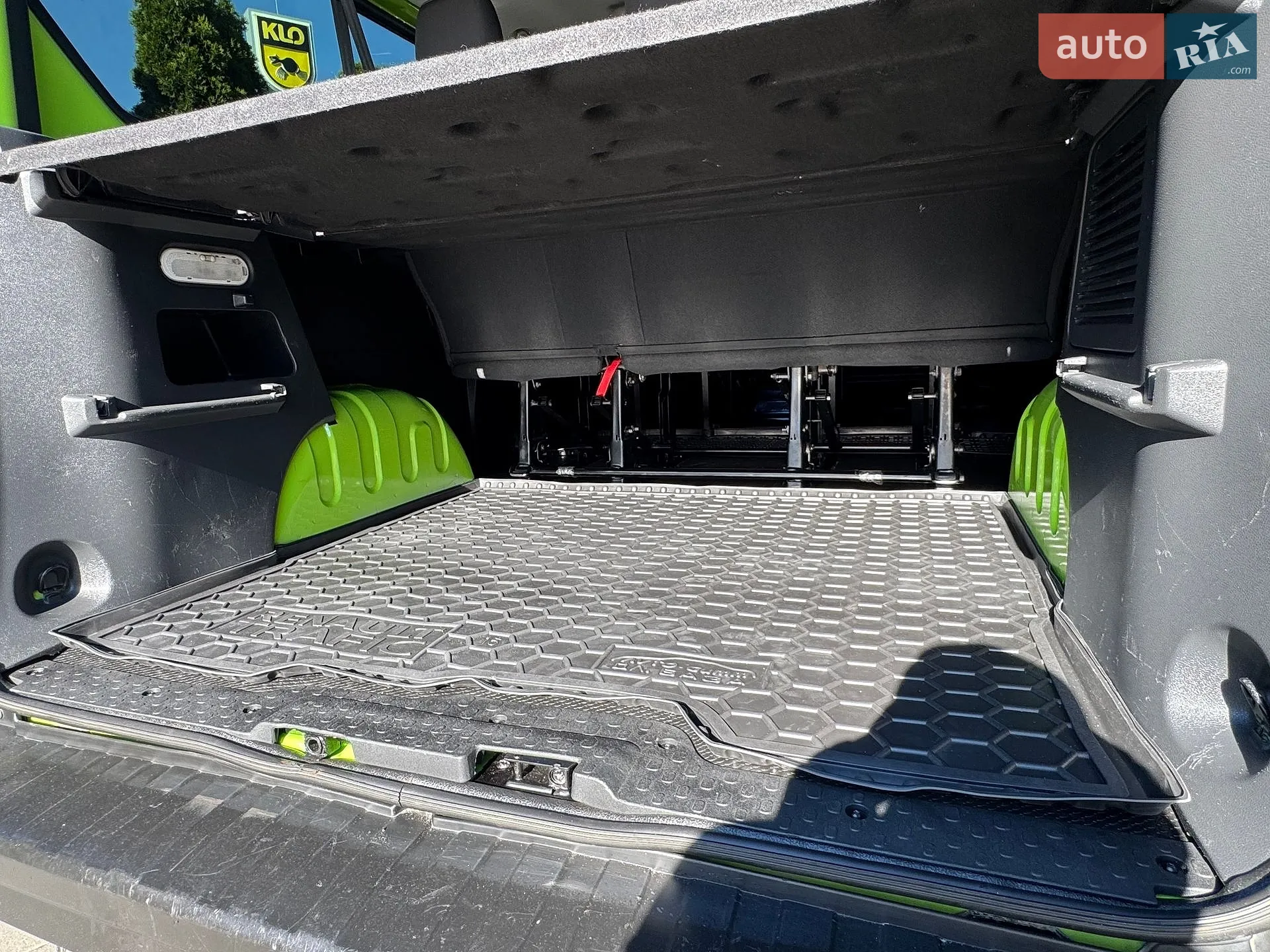 2015 Renault Trafic - мініатюра 75