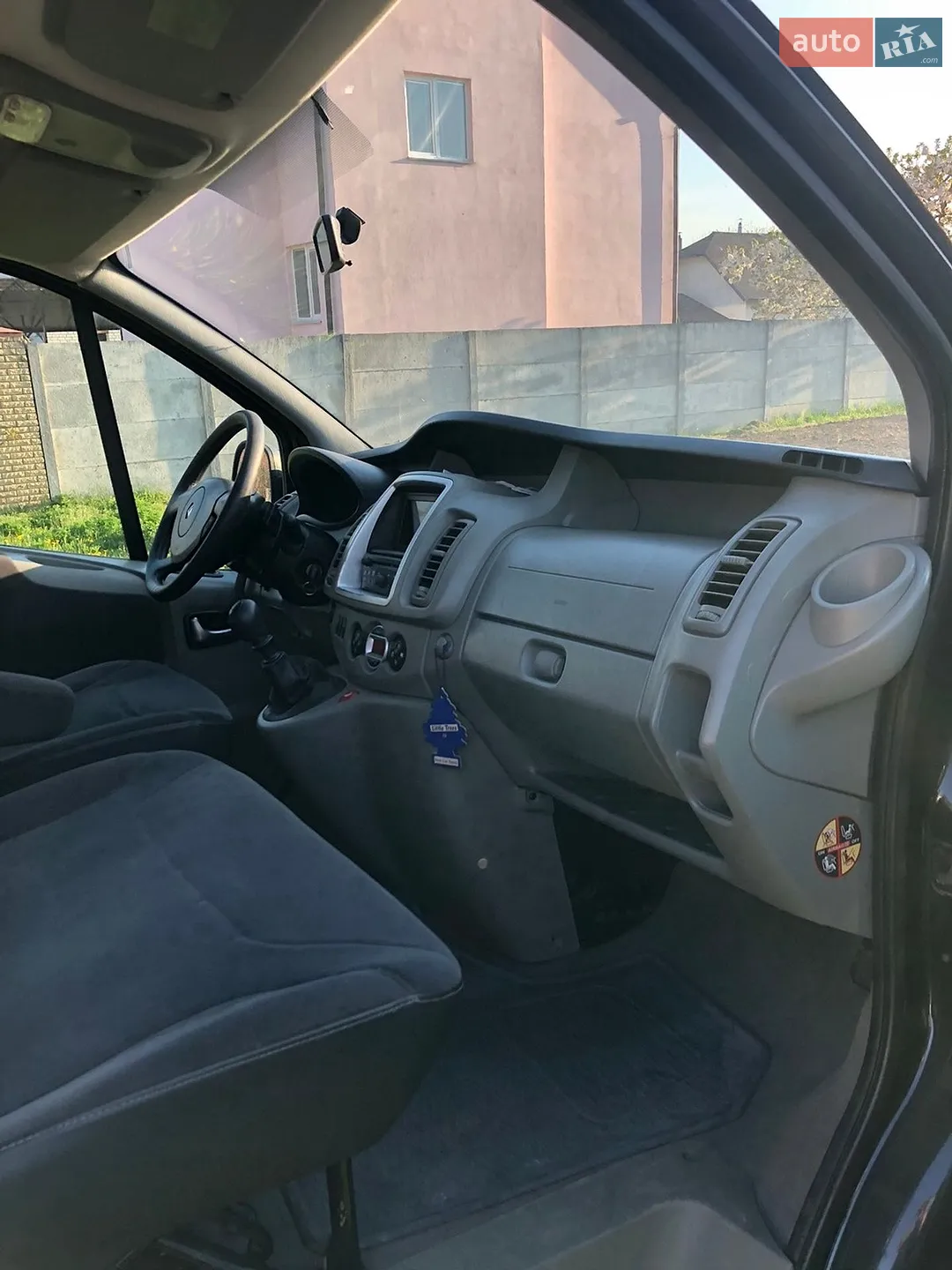 2011 Renault Trafic - мініатюра 12