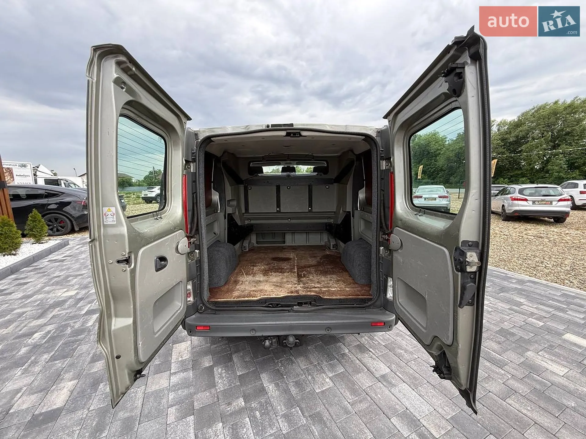 2010 Renault Trafic - мініатюра 26