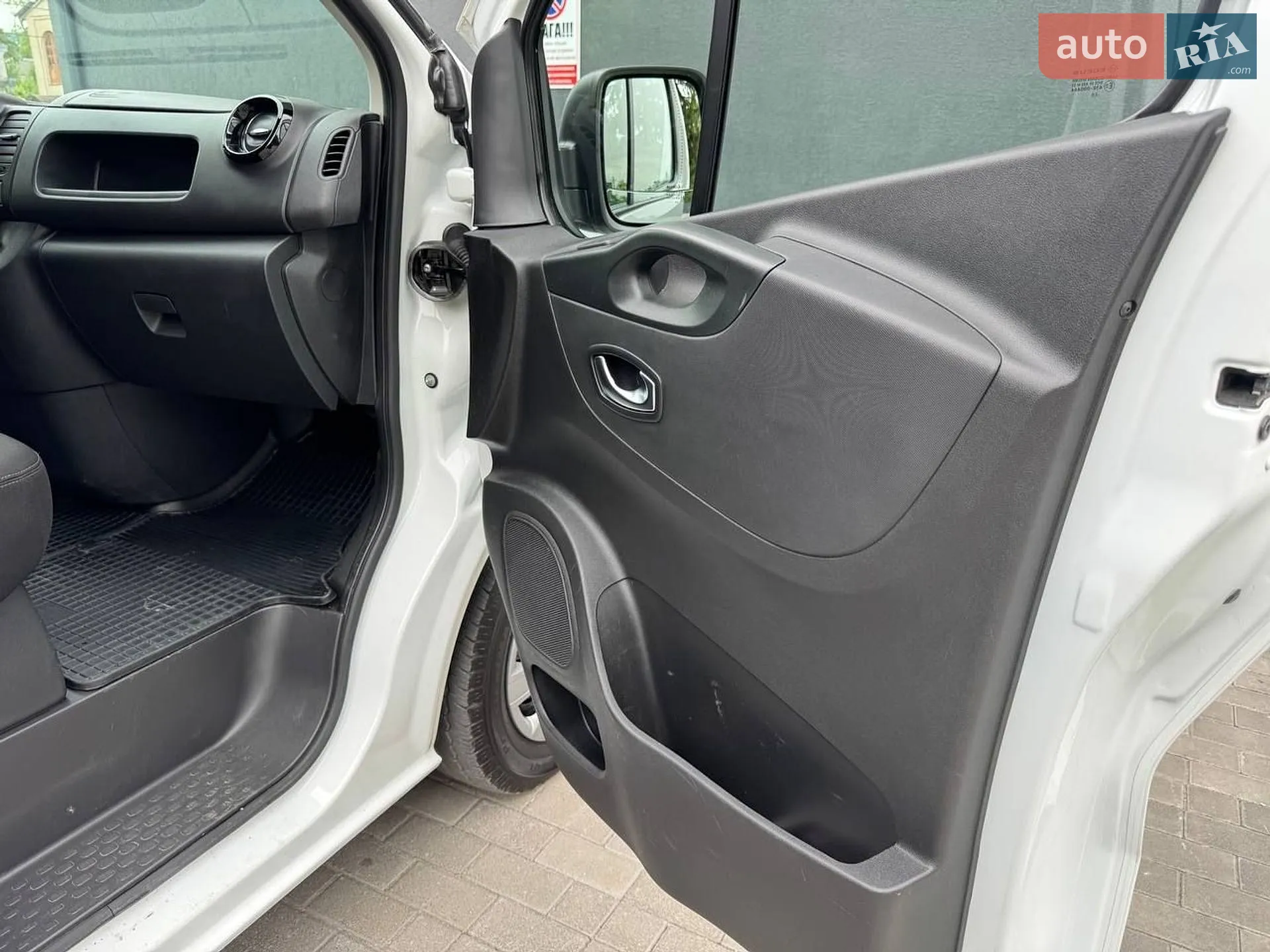 2020 Renault Trafic - мініатюра 52