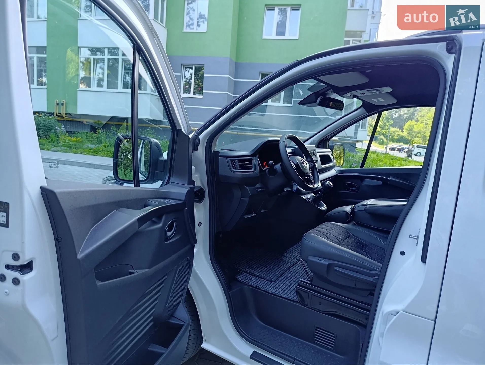 2023 Renault Trafic - мініатюра 35