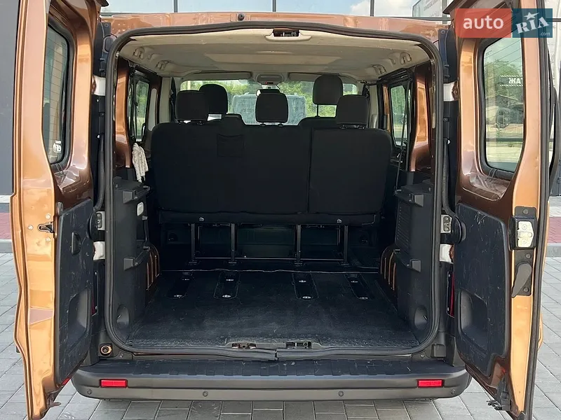 Renault Trafic 2017 VIN VF1JL000357638395 фото оголошення 23 з 67