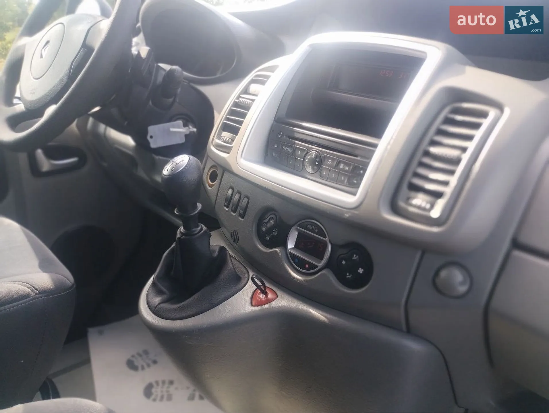 2011 Renault Trafic - мініатюра 19