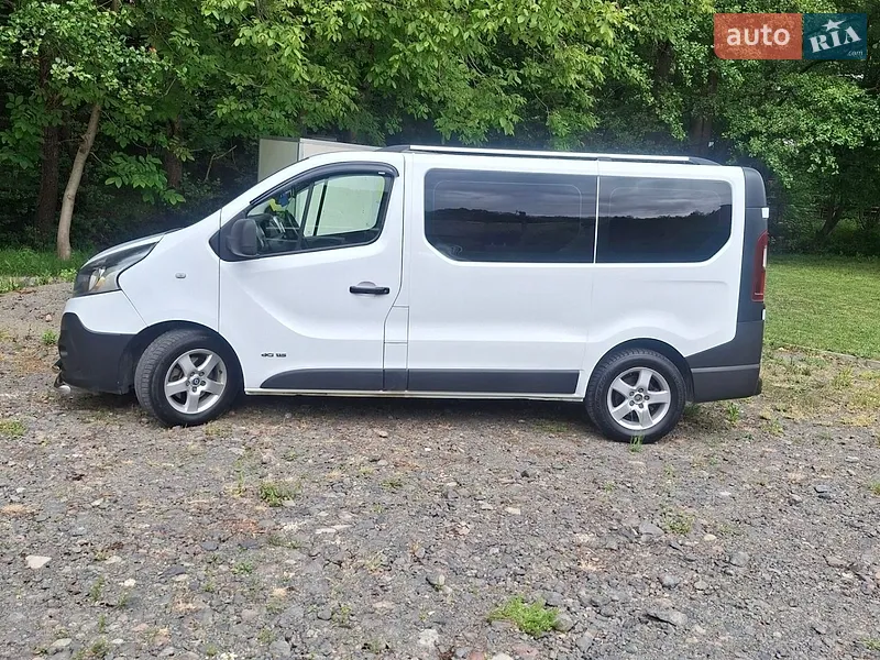 Renault Trafic 2015 VIN VF13FL00254673996 фото оголошення 2 з 47