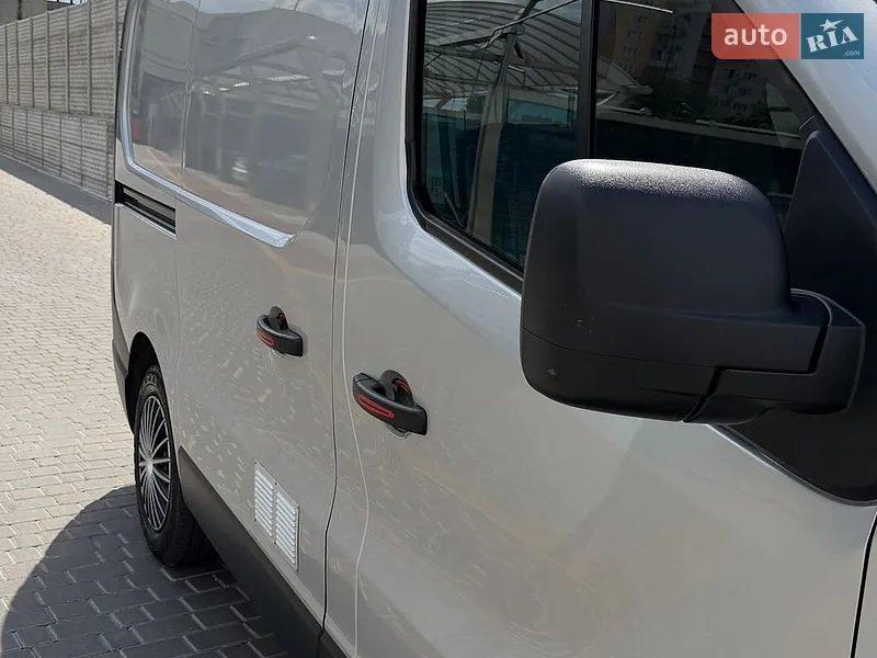 Renault Trafic 2016 VIN VF1FL000156743786 фото оголошення 17 з 95