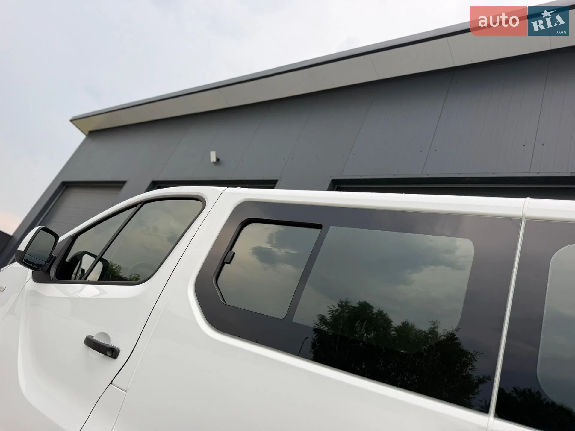 2021 Renault Trafic - мініатюра 43