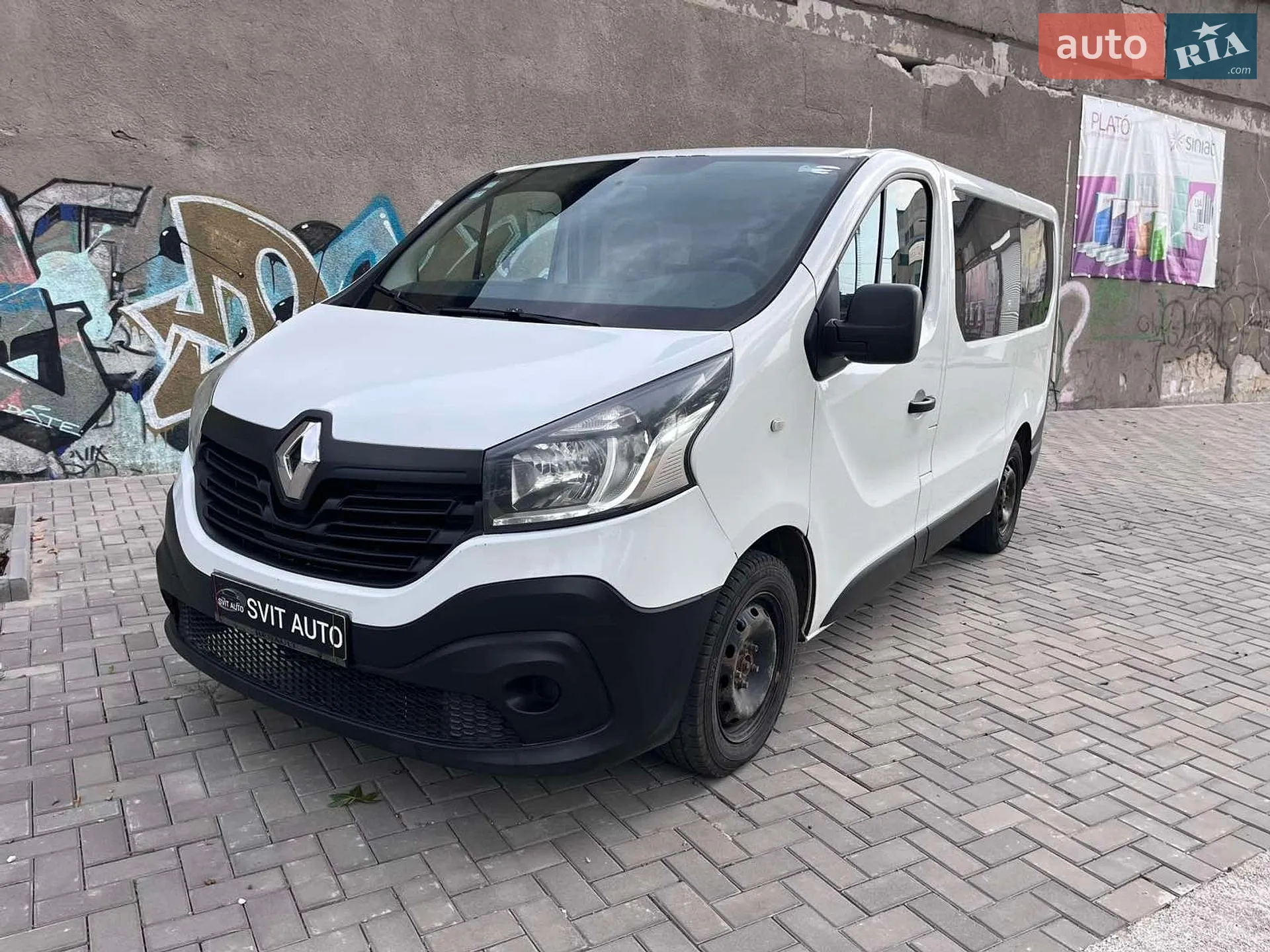 2015 Renault Trafic - мініатюра 10
