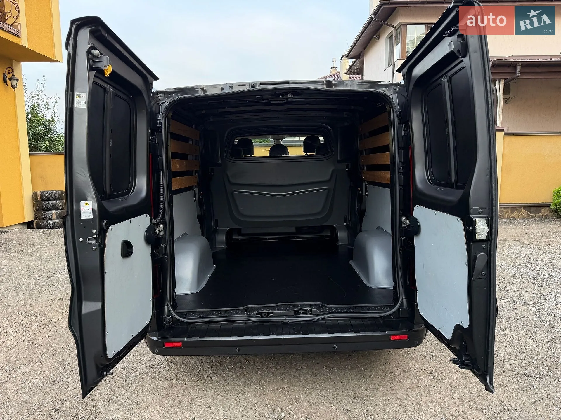 2020 Renault Trafic - мініатюра 77