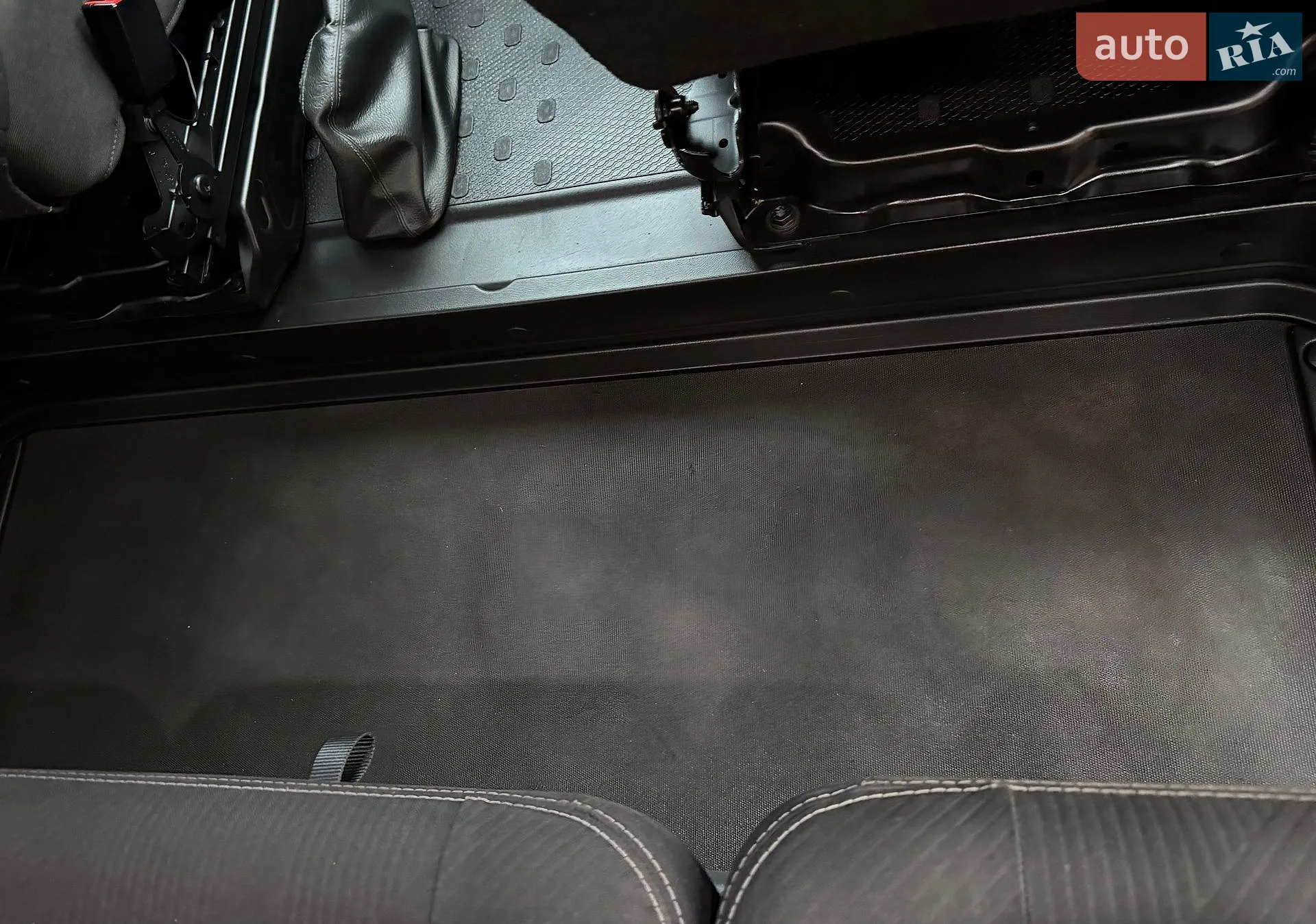 2020 Renault Trafic - мініатюра 128