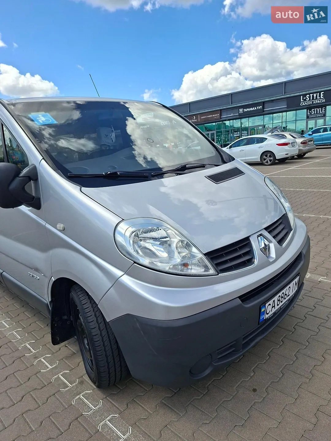 2011 Renault Trafic - мініатюра 11
