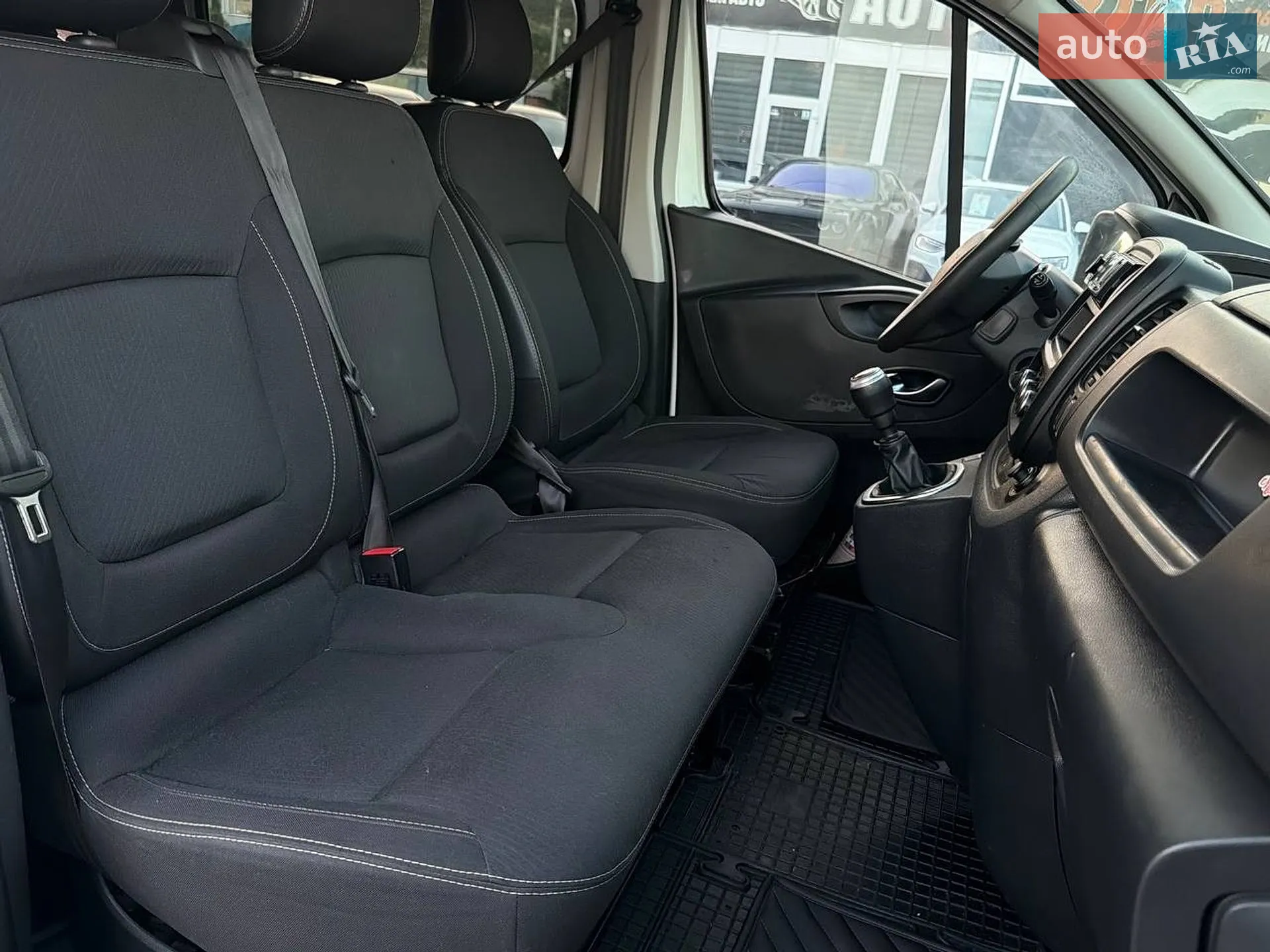 2021 Renault Trafic - мініатюра 21
