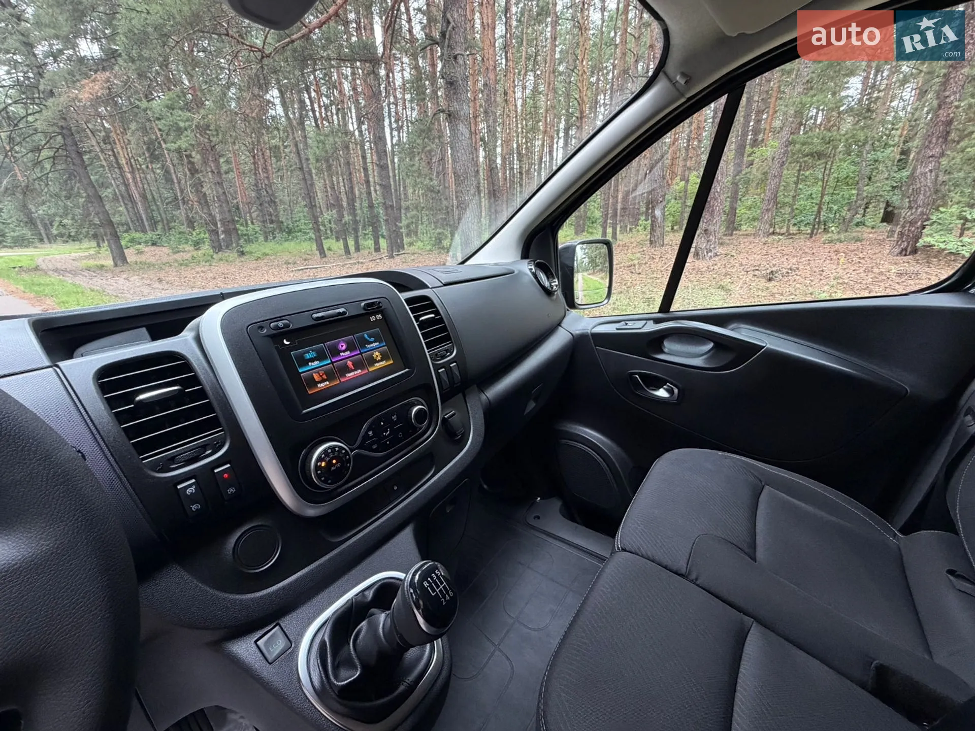 2021 Renault Trafic - мініатюра 38