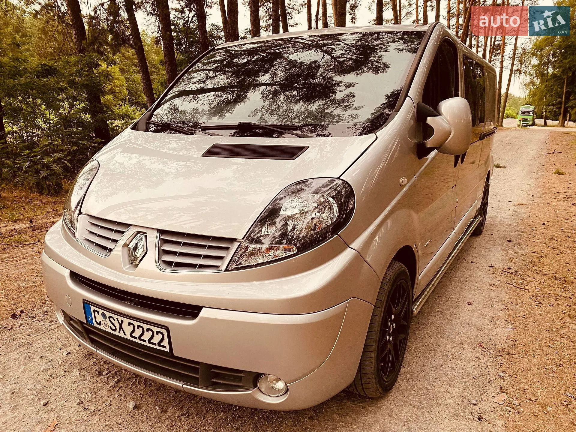 2014 Renault Trafic - мініатюра 2