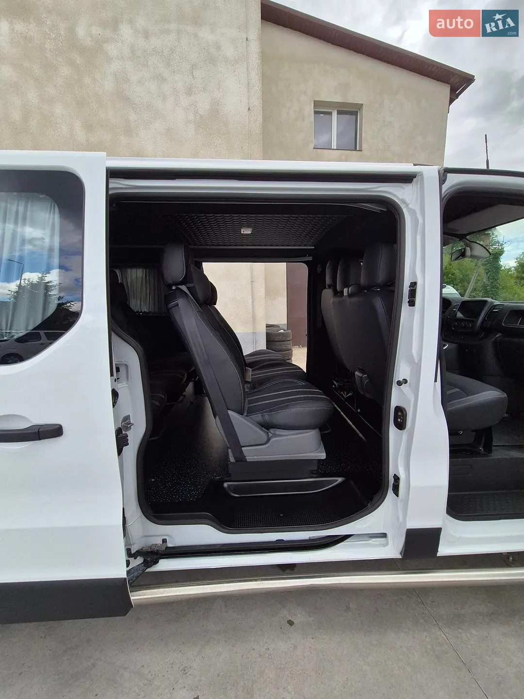 2021 Renault Trafic - мініатюра 13