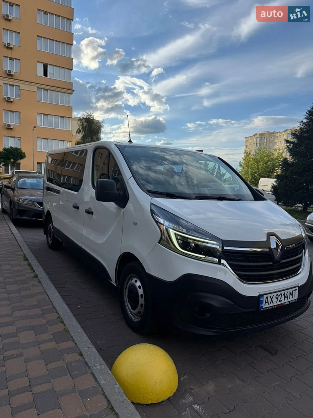 2021 Renault Trafic - мініатюра 3
