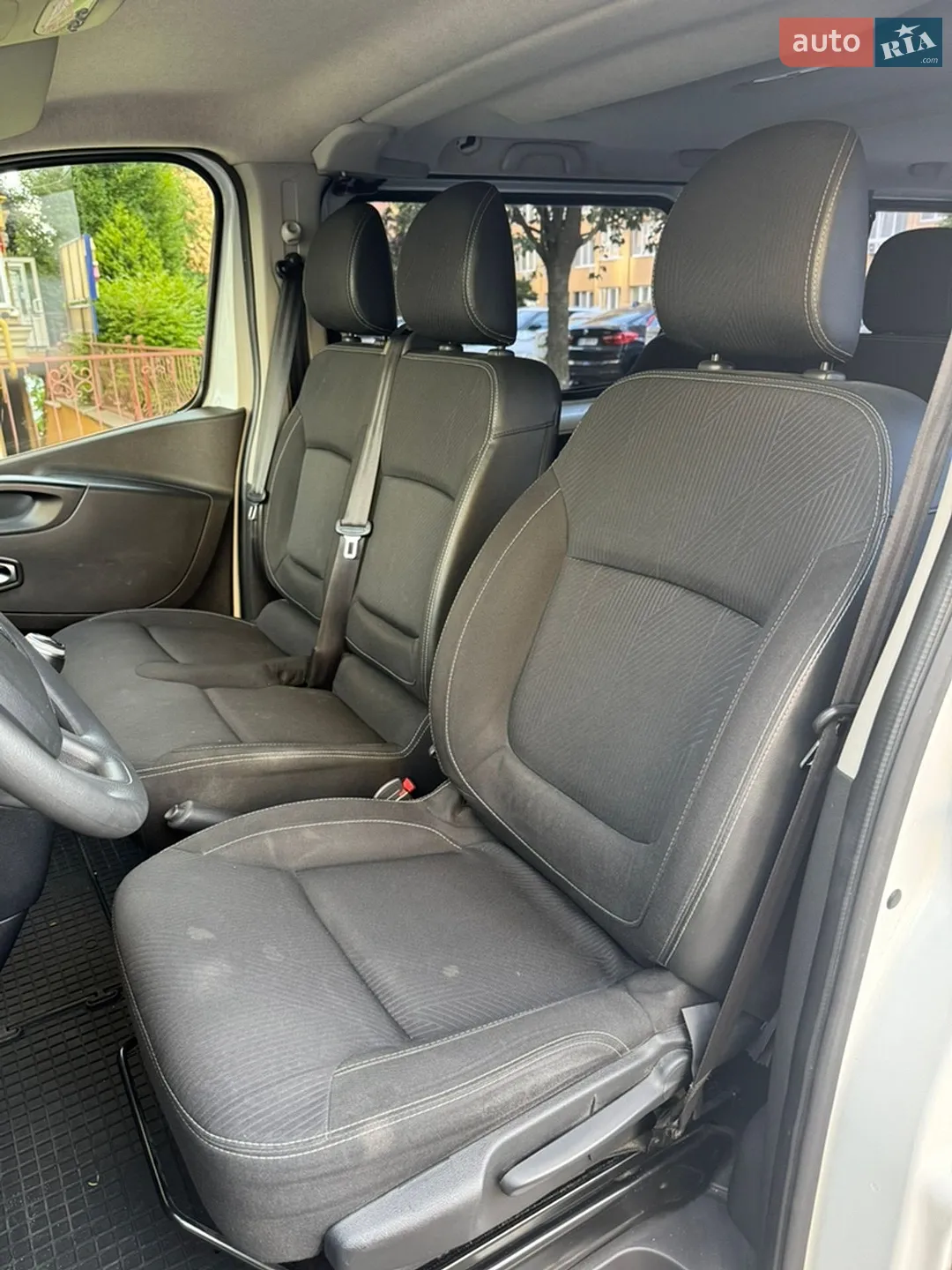 2021 Renault Trafic - мініатюра 9