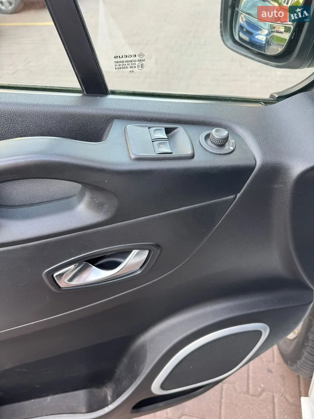 2021 Renault Trafic - мініатюра 13