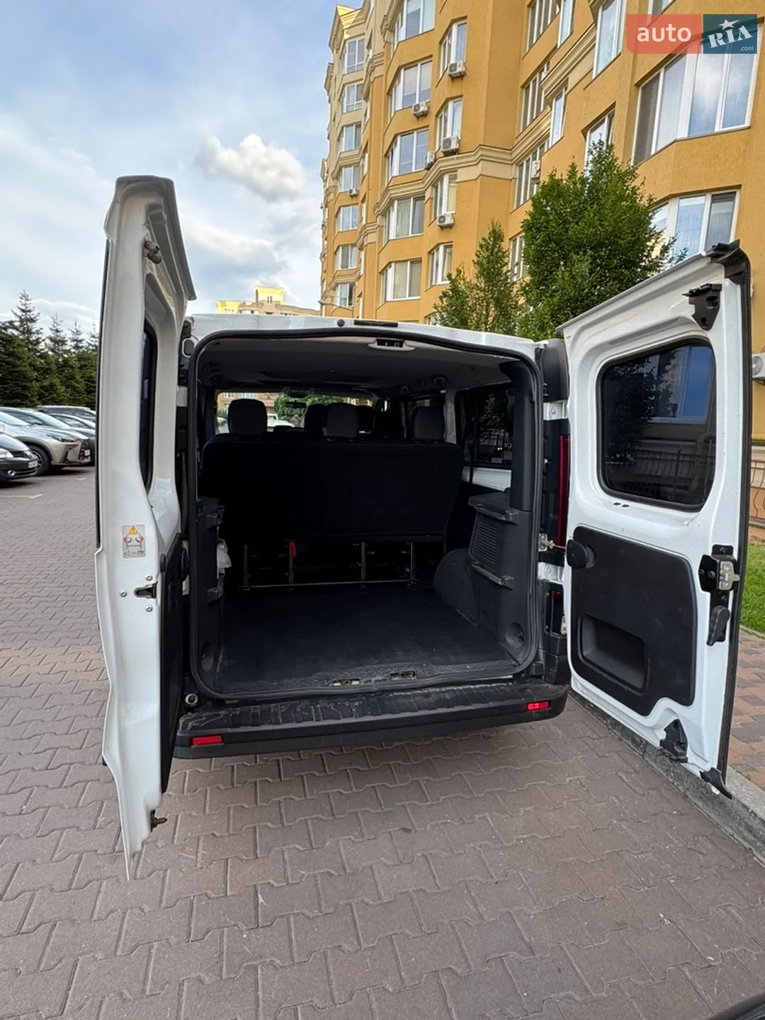 2021 Renault Trafic - мініатюра 6