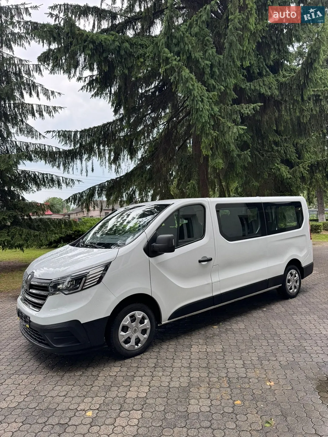 2022 Renault Trafic - мініатюра 2