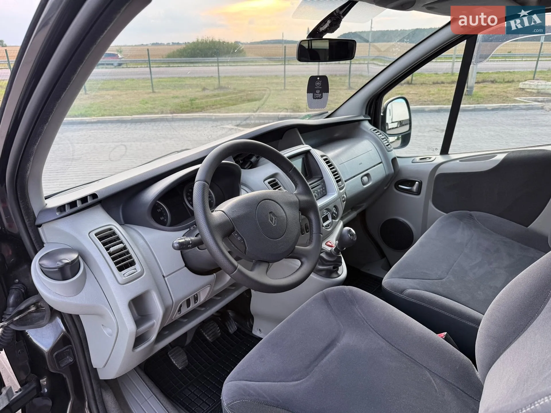 2012 Renault Trafic - мініатюра 21