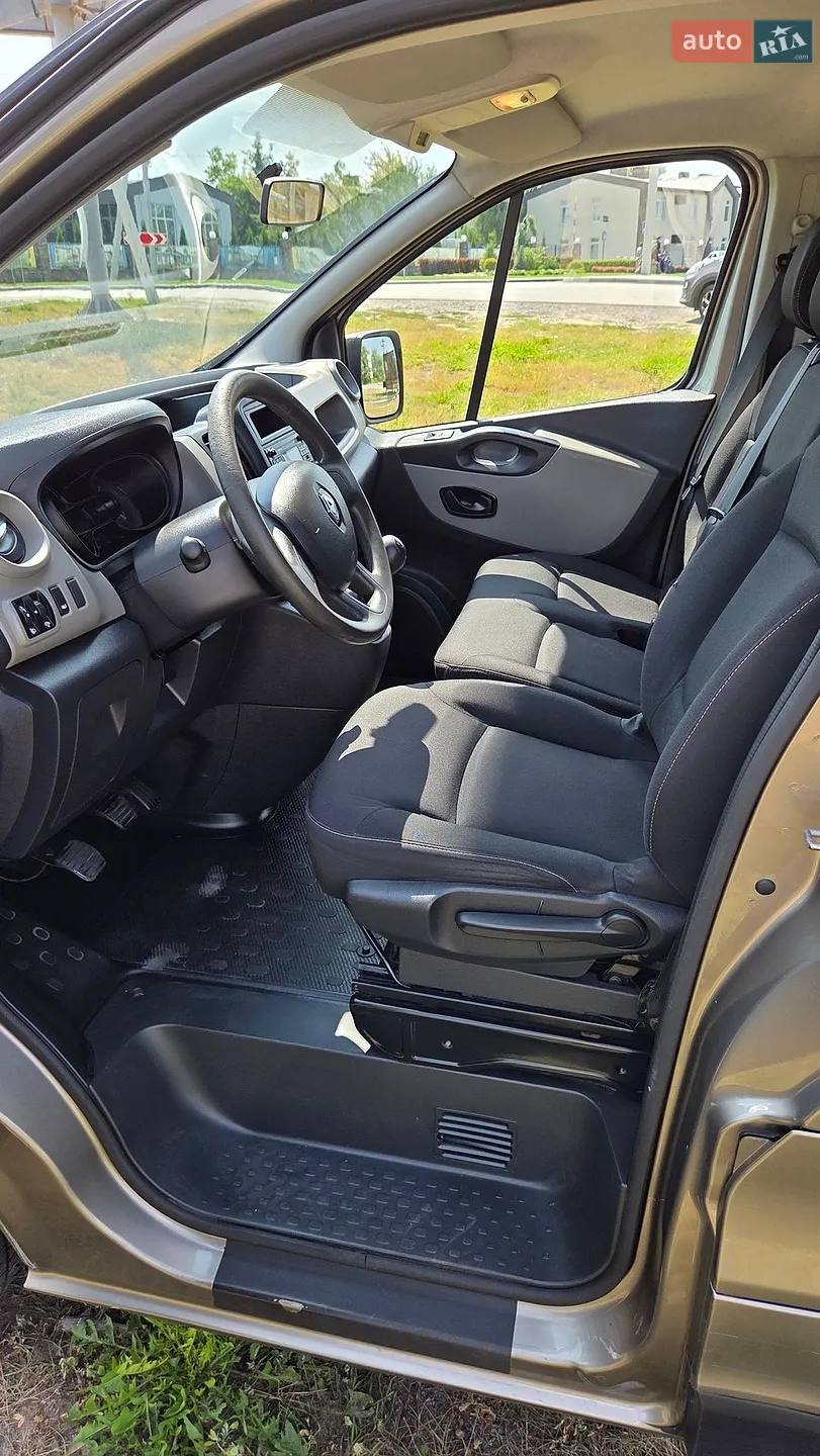 2015 Renault Trafic - мініатюра 10