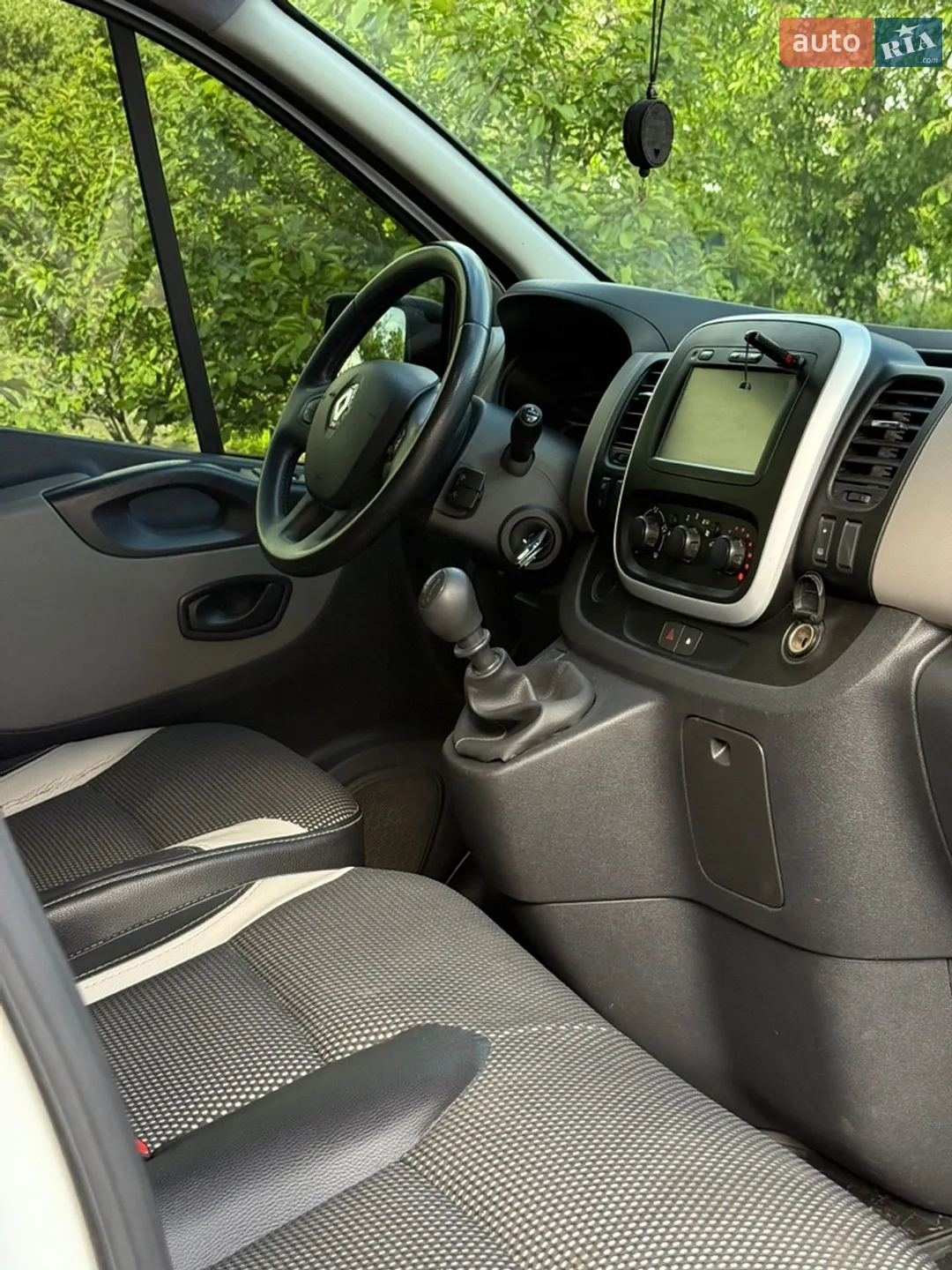 2016 Renault Trafic - мініатюра 28