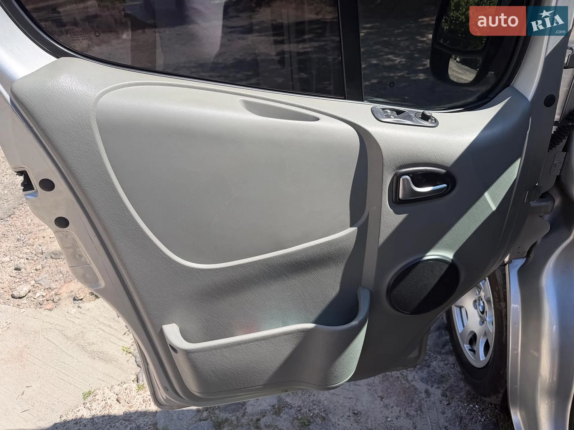 2010 Renault Trafic - мініатюра 12