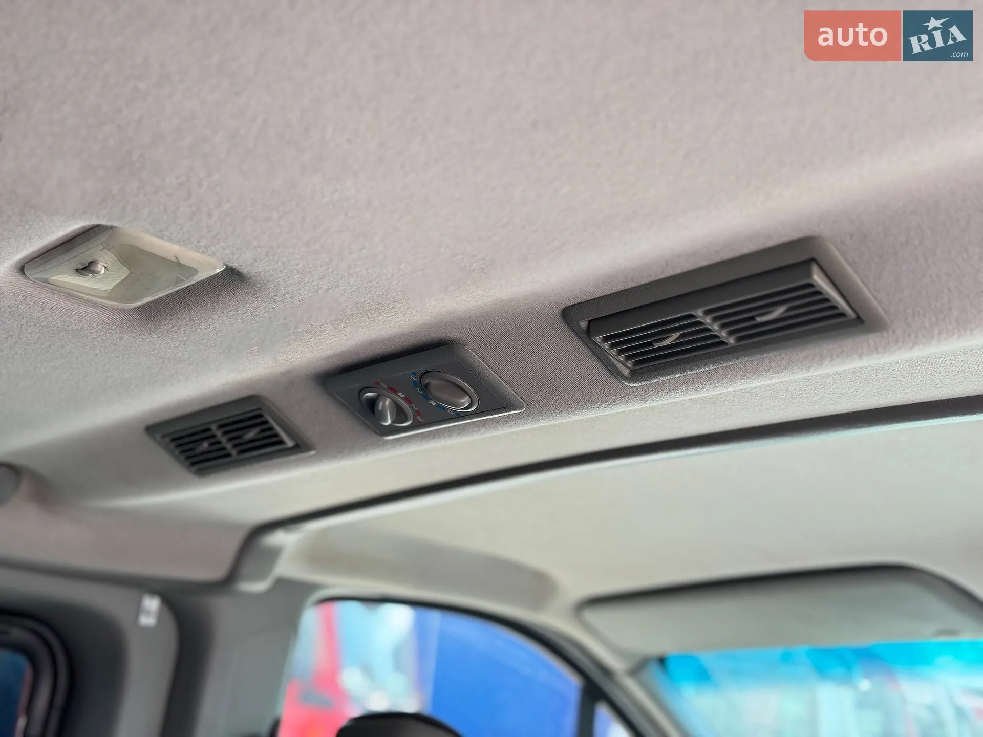2011 Renault Trafic - мініатюра 17