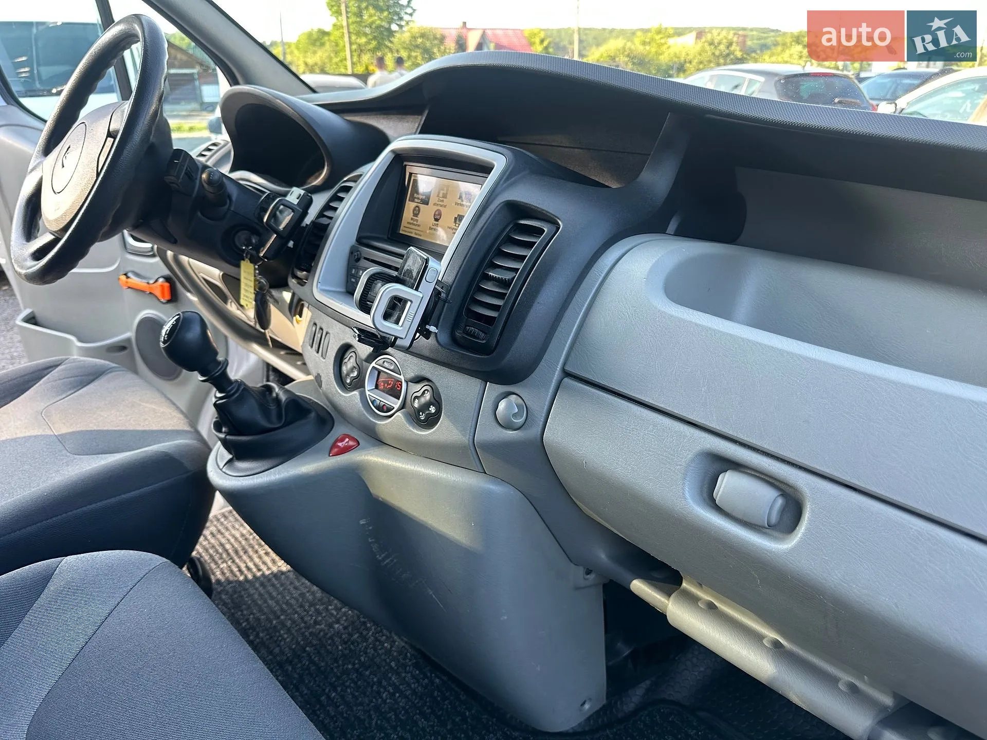 2013 Renault Trafic - мініатюра 38