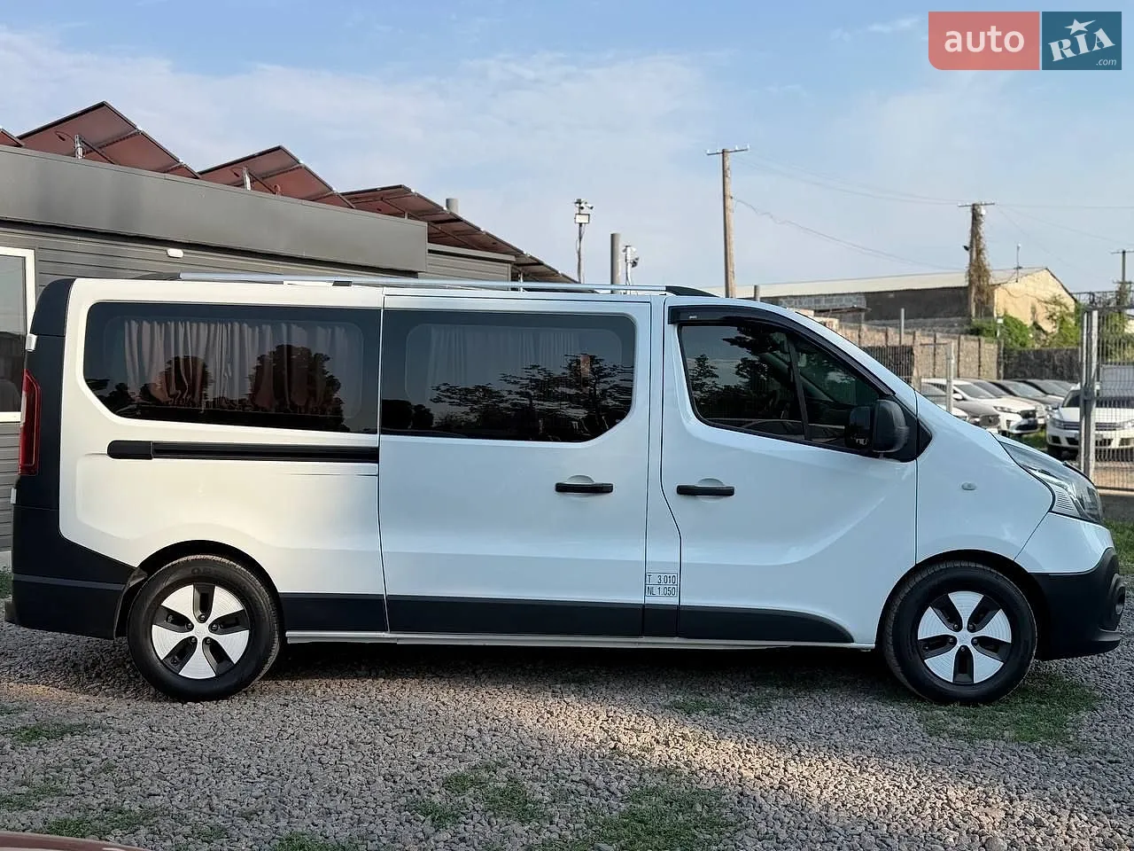 2016 Renault Trafic - мініатюра 3