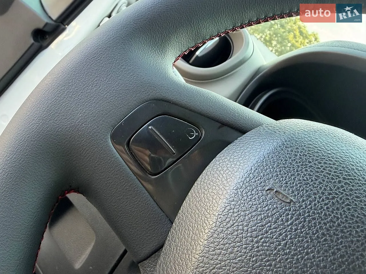 2016 Renault Trafic - мініатюра 18