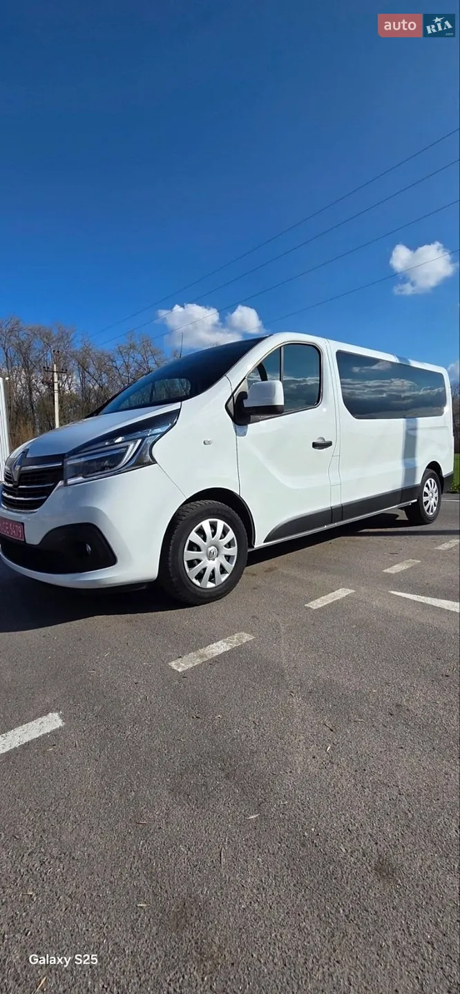2021 Renault Trafic - мініатюра 3